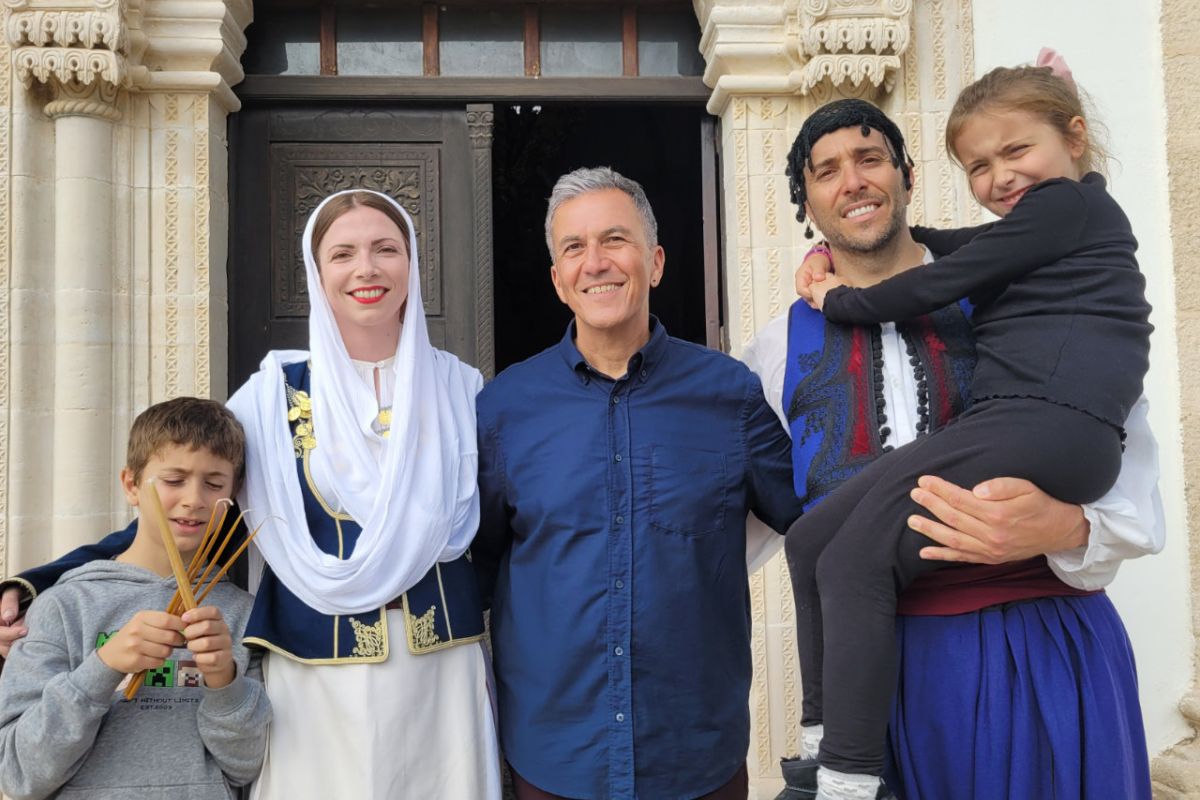 1280 square 99 00d50945