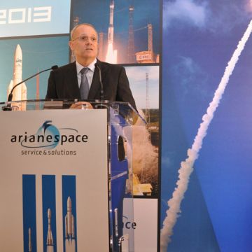 Arianespace: 12 εκτοξεύσεις μέσα στο 2013