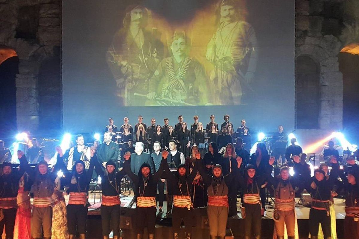 44e8bba7f20732ea9a969a8791317ec3 XL 0129b3b7