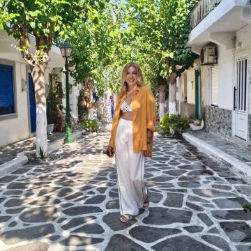 «Ό,τι αξίζει» με την Ίνα Ταράντου – Ένα ξεχωριστό οδοιπορικό στους Φούρνους και στη Θύμαινα