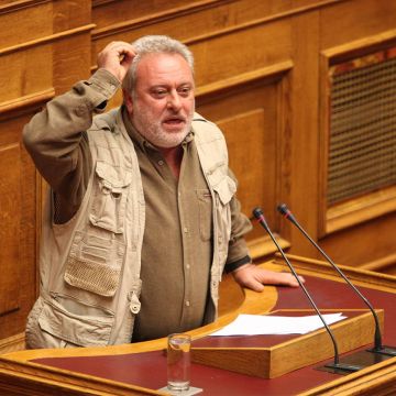 Ερώτηση Ψαριανού για ελληνική ομάδα που «θα στοιχίσει στην ΕΡΤ όσο οκτώ Champions League»