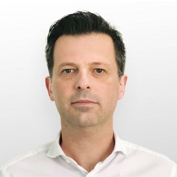 Ο Βασίλης Ηλιόπουλος αναλαμβάνει τη θέση του αντιπροέδρου του FNG στην Αφρική