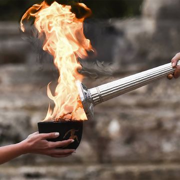 Η Τελετή Παράδοσης της Ολυμπιακής Φλόγας στην ΕΡΤ Sports