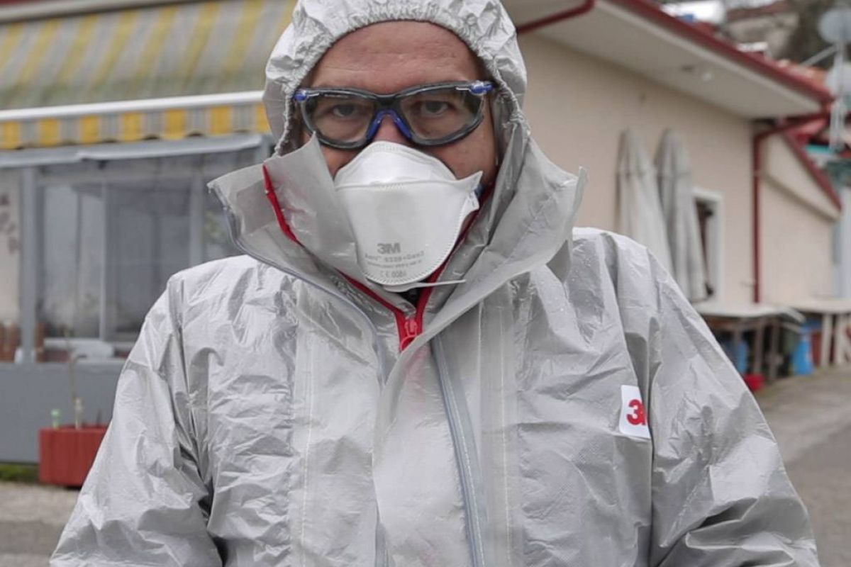 51ba8173267eb1eb643e0f084f88e210 XL 059303c4