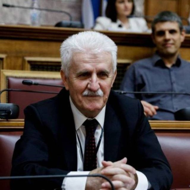 Ο ΣΥΡΙΖΑ ζητά την παραίτηση του προέδρου του ΕΣΡ κατηγορώντας τον για "απραξία και αδράνεια"