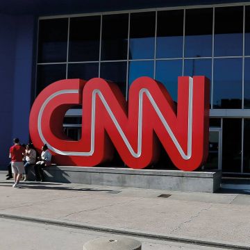To CNN αποσύρεται από την Ρωσία