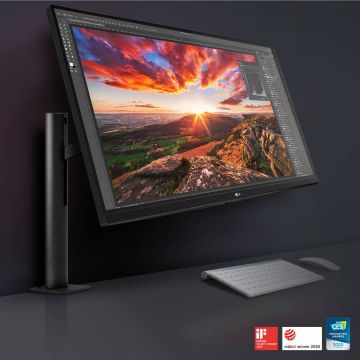 Τα LG Ergo monitors προσφέρουν την απόλυτη άνεση και ευελιξία στο χώρο εργασίας
