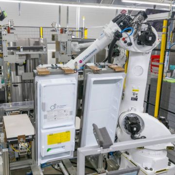 ΤΟ SMART PARK ΤΗΣ LG ΑΝΑΓΝΩΡΙΖΕΤΑΙ ΩΣ «LIGHTHOUSE FACTORY»