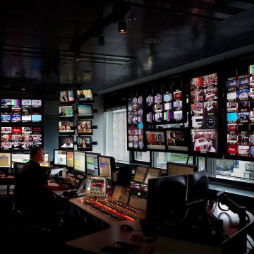 Μηναίο «ενοίκιο» 291.000 ευρώ για τους τηλεοπτικούς σταθμούς