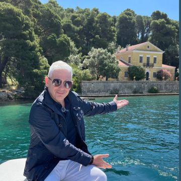 Ο Τάσος Δούσης και οι «ΕΙΚΟΝΕΣ» συνεχίζουν το ταξίδι τους στη Λευκάδα