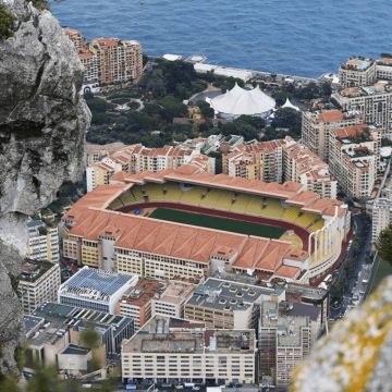 Οι Γκριμάλντι, το νότιο Κόσοβο και η Βαντούζ. Ποδοσφαιρικές… παραδοξότητες