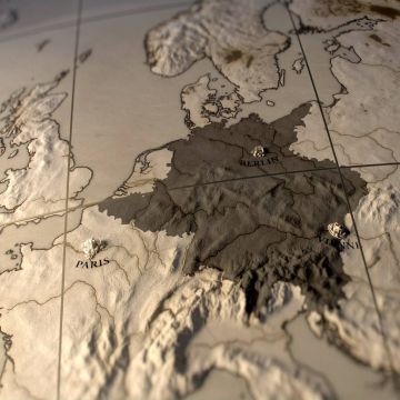 «Παρίσι- Βερολίνο: Μοίρες παράλληλες»