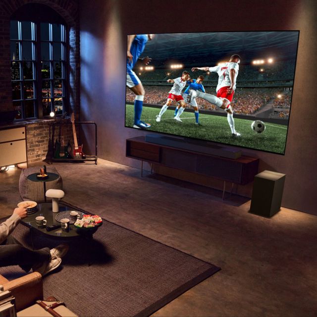 ΖΗΣΕ ΤΗ ΜΑΓΕΙΑ ΤΟΥ ΜΠΑΣΚΕΤ ΜΕ ΤΙΣ ΤΗΛΕΟΡΑΣΕΙΣ LG