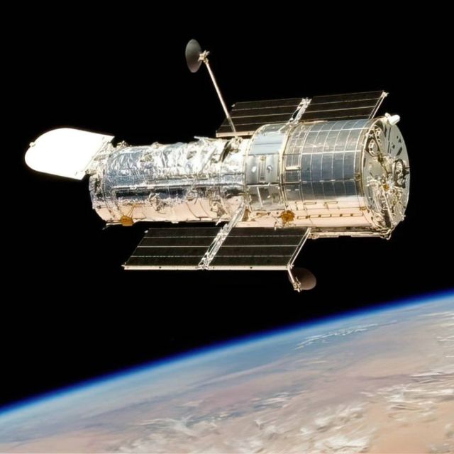 Hubble: Η NASA σε «ριψοκίνδυνη» επιχείρηση για τη σωτηρία του θρυλικού τηλεσκοπίου