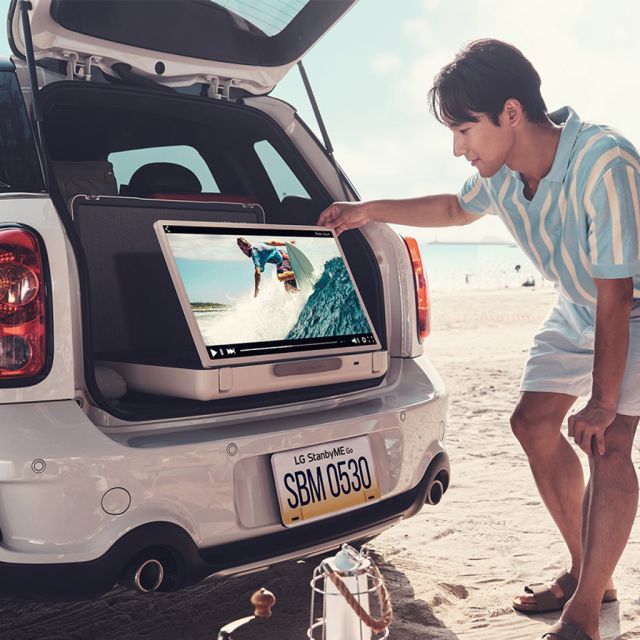 Η ΝΕΑ ΟΘΟΝΗ LIFESTYLE ΤΗΣ LG ΕΙΝΑΙ ΕΥΕΛΙΚΤΗ ON-THE-GO ΛΥΣΗ ΨΥΧΑΓΩΓΙΑΣ