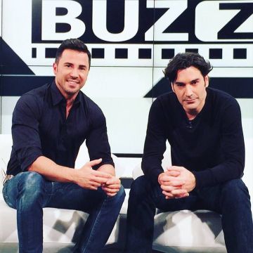 Ο Χριστόφορος Παπακαλιάτης στο Buzz του OTE TV