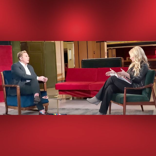 Ο Τάκης Ζαχαράτος στο «Art Week» της ΕΡΤ2 με τη Λένα Αρώνη