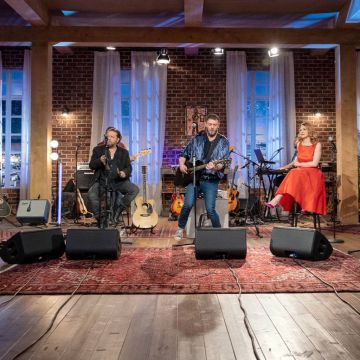 Ο Δημήτρης Μητσοτάκης, ο Γιώργος Ρους και η Αυγερινή Γάτση στο «Μουσικό Κουτί» της ΕΡΤ1