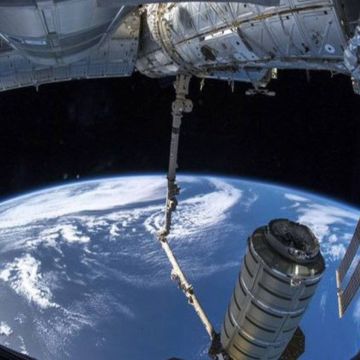 Δύο Ρώσοι και μια Αμερικανίδα απογειώθηκαν για τον Διεθνή Διαστημικό Σταθμό