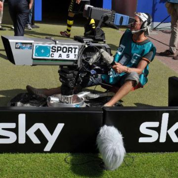 O Sky Deutschland θέλει να συνεργαστεί με την DT