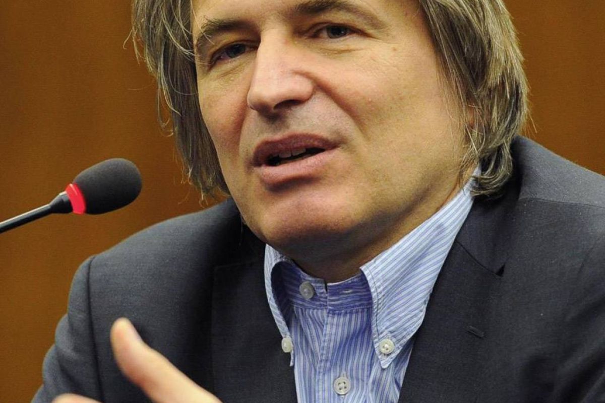 9ba2f5aaabf555ac796882f1853d359c XL 12774544