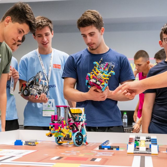 Έτοιμη η ελληνική αποστολή για την Παγκόσμια Ολυμπιάδα Ρομποτικής 2024