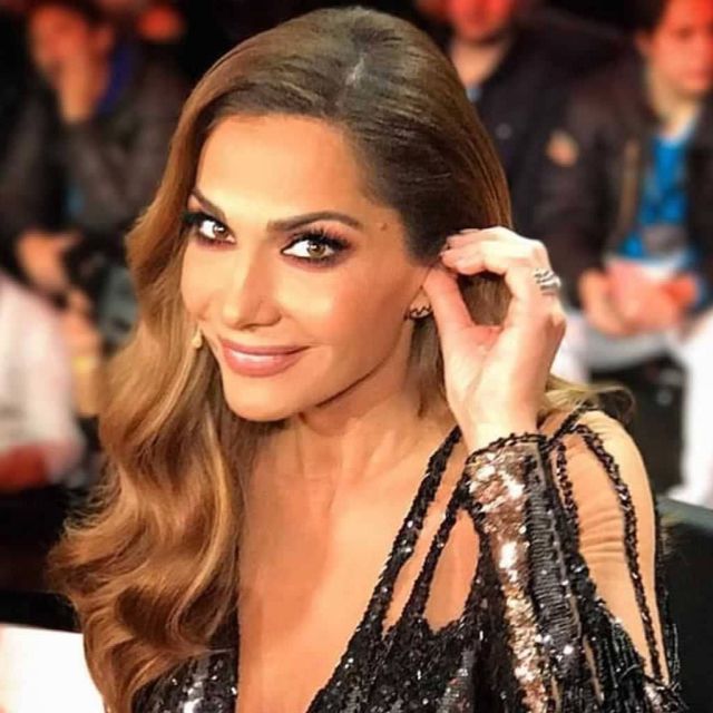 Η Δέσποινα Βανδή καλεσμένη στο "Ενώπιος Ενωπίω", την Δευτέρα 20 Απριλίου