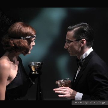 Μένουμε σπίτι και βλέπουμε κάθε μέρα θέατρο!