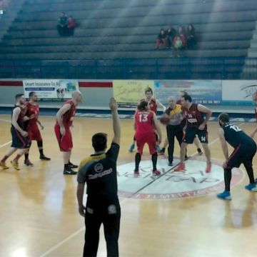 Γ’ Εθνική μπάσκετ: Σπόρτινγκ – Ίκαρος Νέος Σμύρνης, 71-68