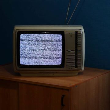 Για μερικούς η ζωή είναι ακόμα ασπρόμαυρη …τηλεοπτικά