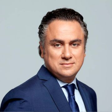 Ο Δημήτρης Αβραμόπουλος στη "Βαβέλ"