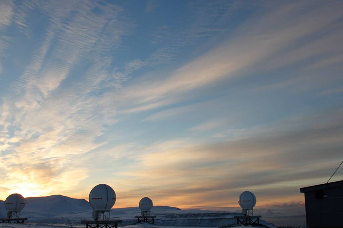 Τρεις νέοι επίγειοι σταθμοί ενισχύουν τις επιχειρήσεις έρευνας και διάσωσης