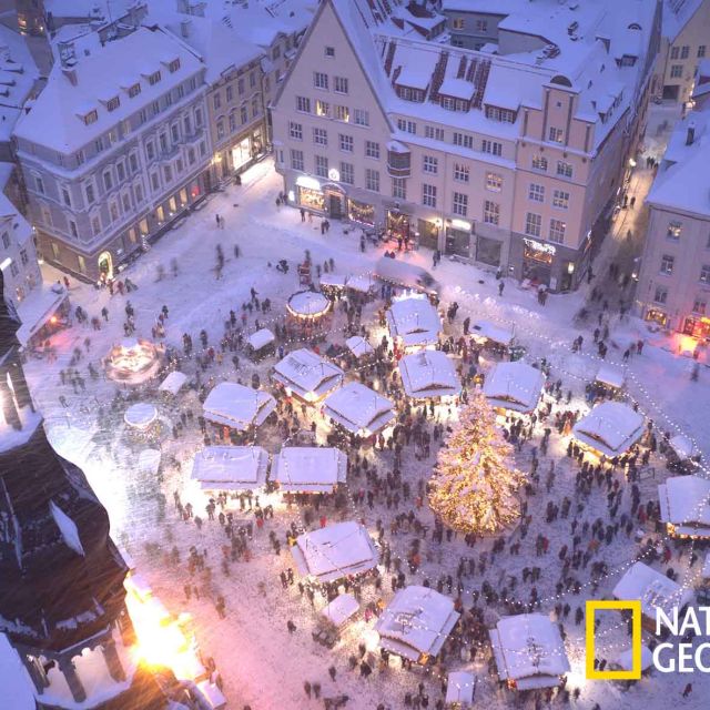 Πετάξτε πάνω απο τη γιορτινή Ευρώπη με το National Geographic