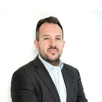 Παπαστράτος: Νέο Τμήμα και Γενικός Διευθυντής Επικοινωνίας