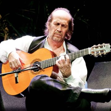 Πέθανε ο Πάκο ντε Λουθία