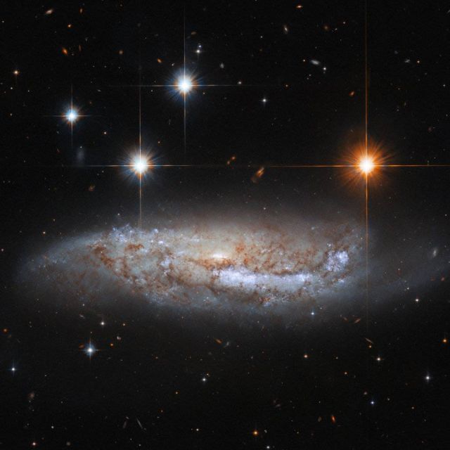 Η χριστουγεννιάτικη καρτ ποστάλ του Hubble