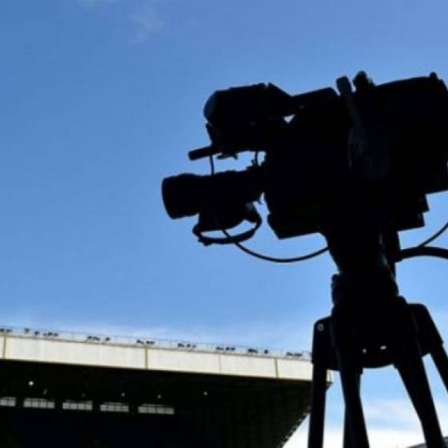 Χωρίς τηλεοπτικό συμβόλαιο ΠΑΟΚ και Βόλος