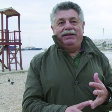 Το OTE HISTORY περιηγείται στον Πειραιά