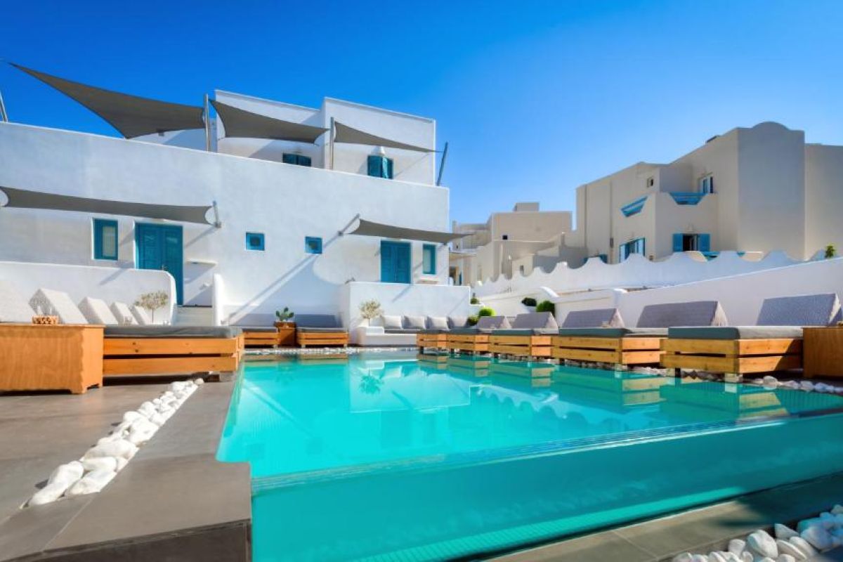 evgenia villas suites fira 1 1c93d5db