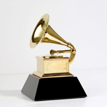 Βραβεία Grammy 2023: Η «καρδιά» της μουσικής χτυπά αποκλειστικά στην COSMOTE TV