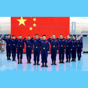 Η Κίνα στέλνει τον πρώτο «πολίτη- αστροναύτη» στο Διάστημα