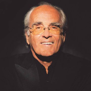 Ο Michel Legrand, ο Γιώργος Περρής και η Ορχήστρα Σύγχρονης Μουσικής της ΕΡΤ στο Ηρώδειο