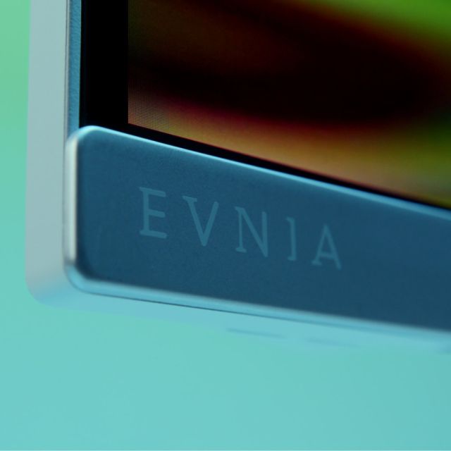 Η πρωτοποριακή σειρά Evnia της Philips παρουσιάζει τη νέα οθόνη της με όλα τα παρελκόμενα.