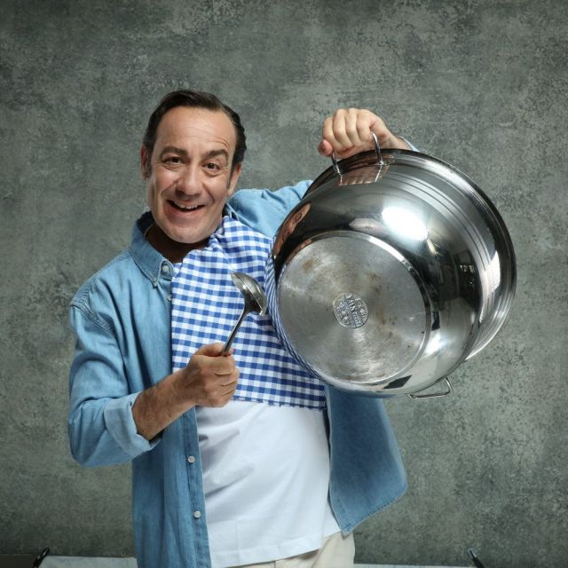 ACTION 24: Το 7ο επεισόδιο της εκπομπής «Θα Φας Καλά» με τον Σωτήρη Καλυβάτση επισκέπτεται το πρώτο vegan bakery της Αθήνας “Holy Llama” και το διάσημο ζαχαροπλαστείο «Μαρέγκα από Σπίτι»