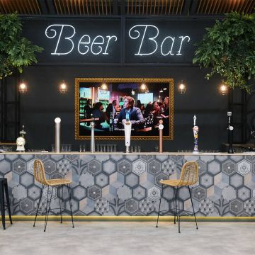 Εντυπωσιακές digital signage λύσεις και video wall από την LG στην HORECA 2020