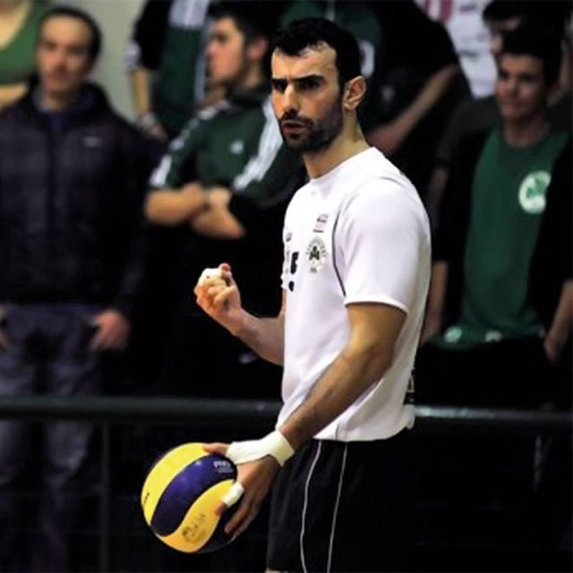 «Στο Φιλέ»: Ο Κώστας Στιβαχτής στα κανάλια Novasports