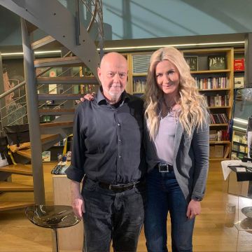 Ο Γιάννης Χουβαρδάς και ο Αλέξανδρος Δράκος Κτιστάκης στο «Art Week» της ΕΡΤ2 με τη Λένα Αρώνη