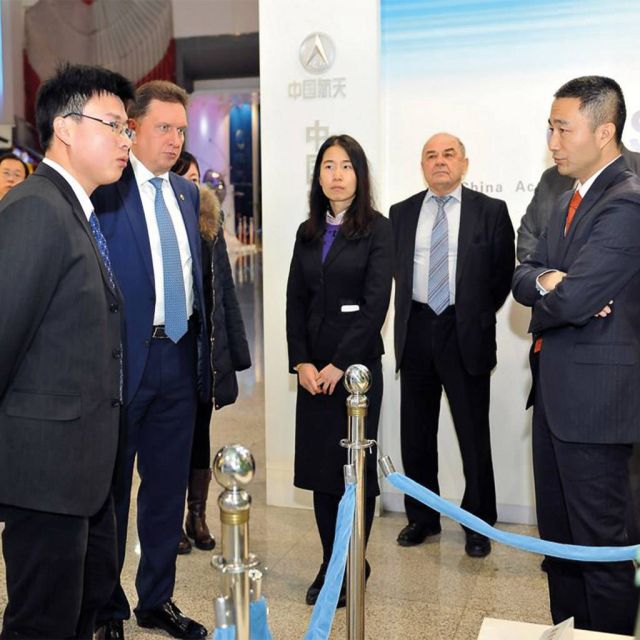 Η Ρωσία διερευνά το ενδεχόμενο χρήσης κινεζικών δορυφόρων