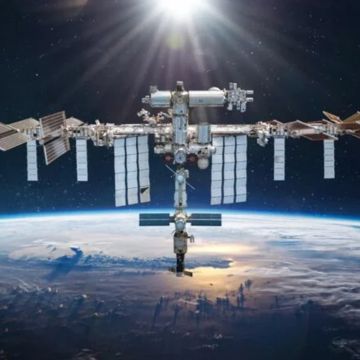 Μαθητές ελληνικού δημοτικού σχολείου θα συνδεθούν ζωντανά με το Διεθνή Διαστημικό Σταθμό