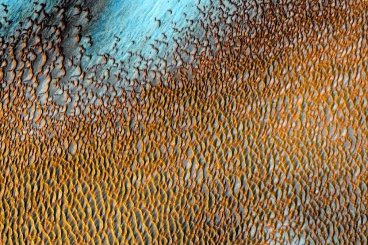 Δείτε τις παγωμένες αμμοδίνες στο Βόρειο Πόλο του Άρη